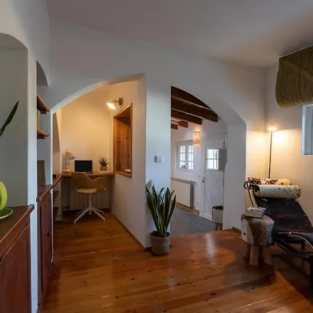 Casa Pequena By Lovelystay Сasa de vacaciones
